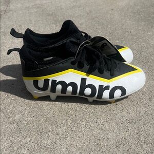Umbro Kids Sneakers - Black, White, Yellow